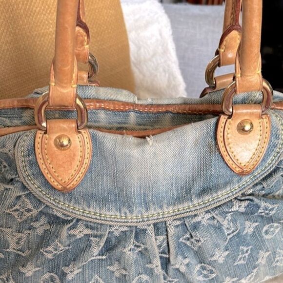 Authentic LOUIS VUITTON blue monogram denim NEO CABBY MM w/strap - Picture 10 of 16